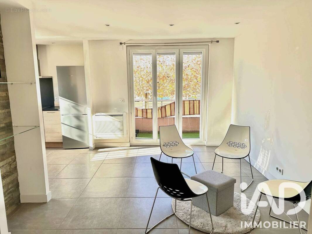 Photo 1 - Appartement à SAINT-RAPHAEL