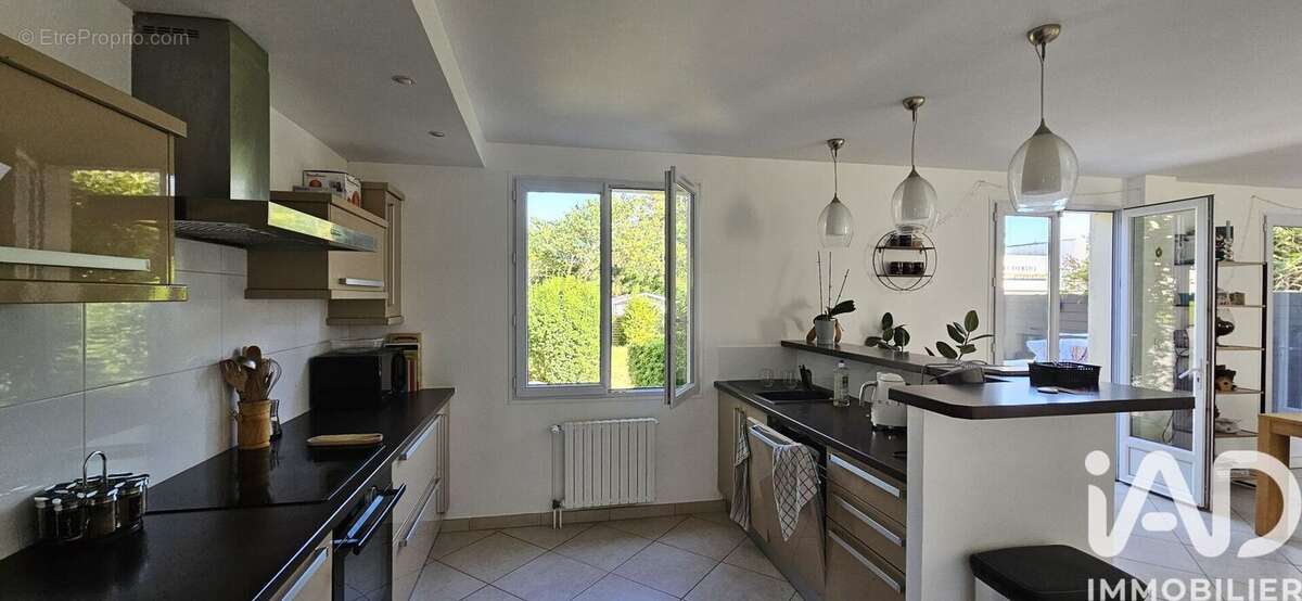 Photo 2 - Maison à NOISEAU