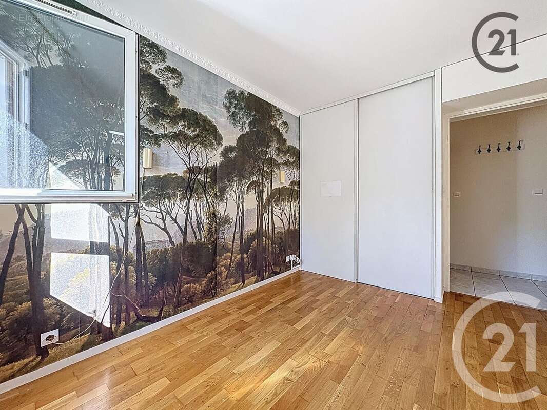 Appartement à COMBS-LA-VILLE