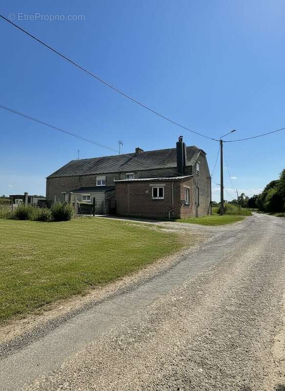 Maison 117 m² à Ohain  - photo 2