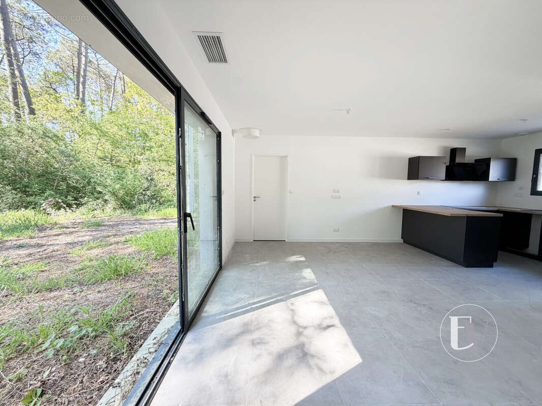 Maison à GUJAN-MESTRAS