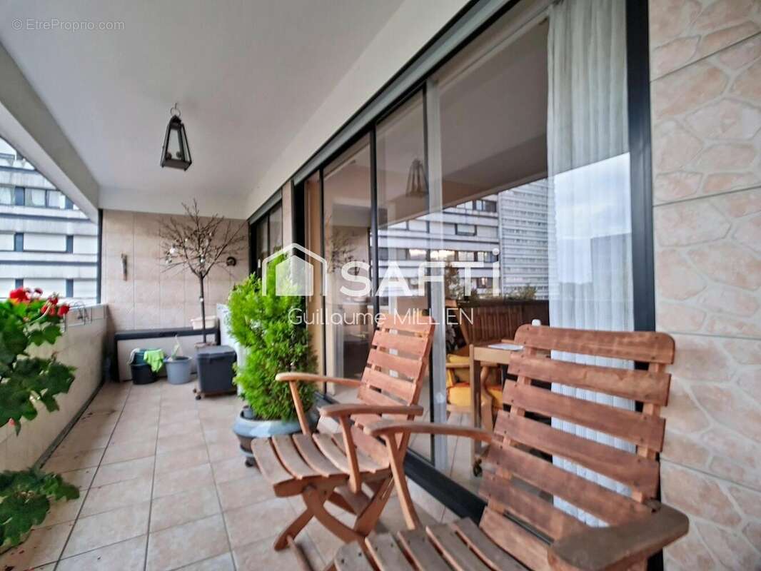 Photo 2 - Appartement à MONS-EN-BAROEUL