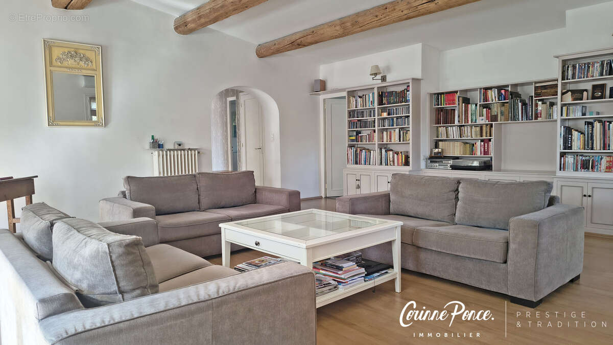 Maison à NIMES