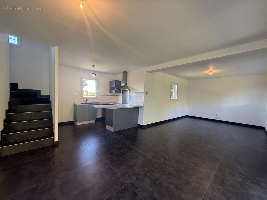 Maison à CAISSARGUES