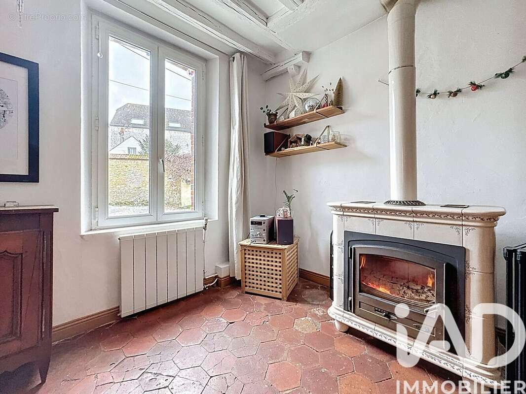 Maison 150 m² à Beville-Le-Comte  - photo 6