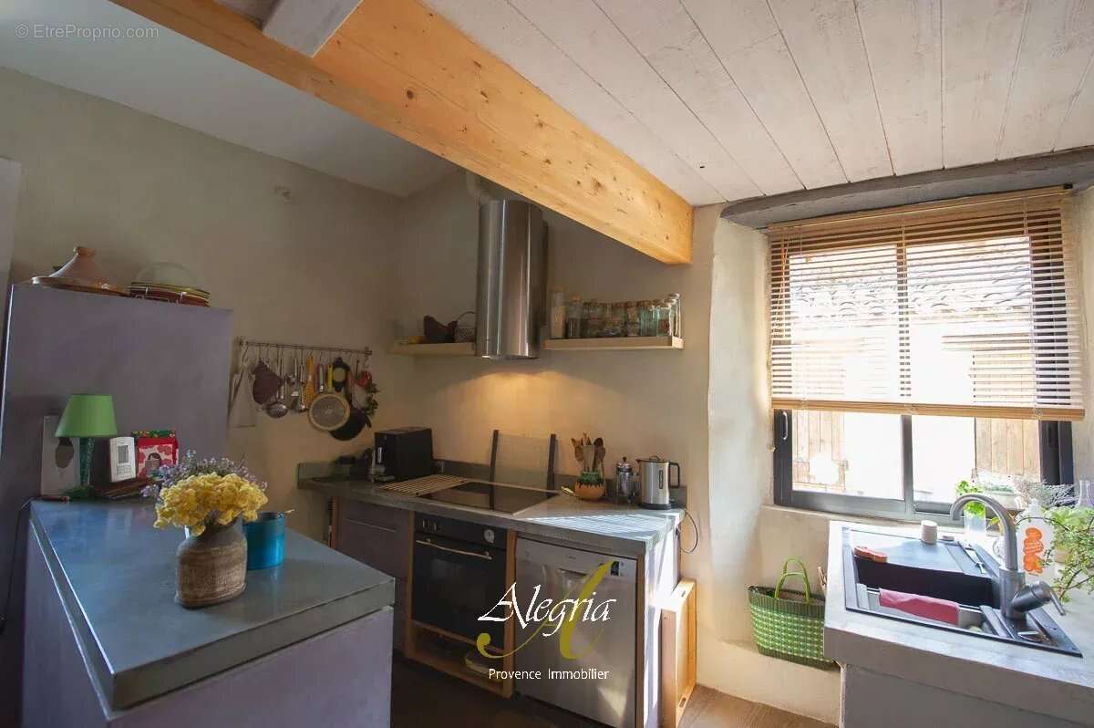 Appartement à TOURTOUR