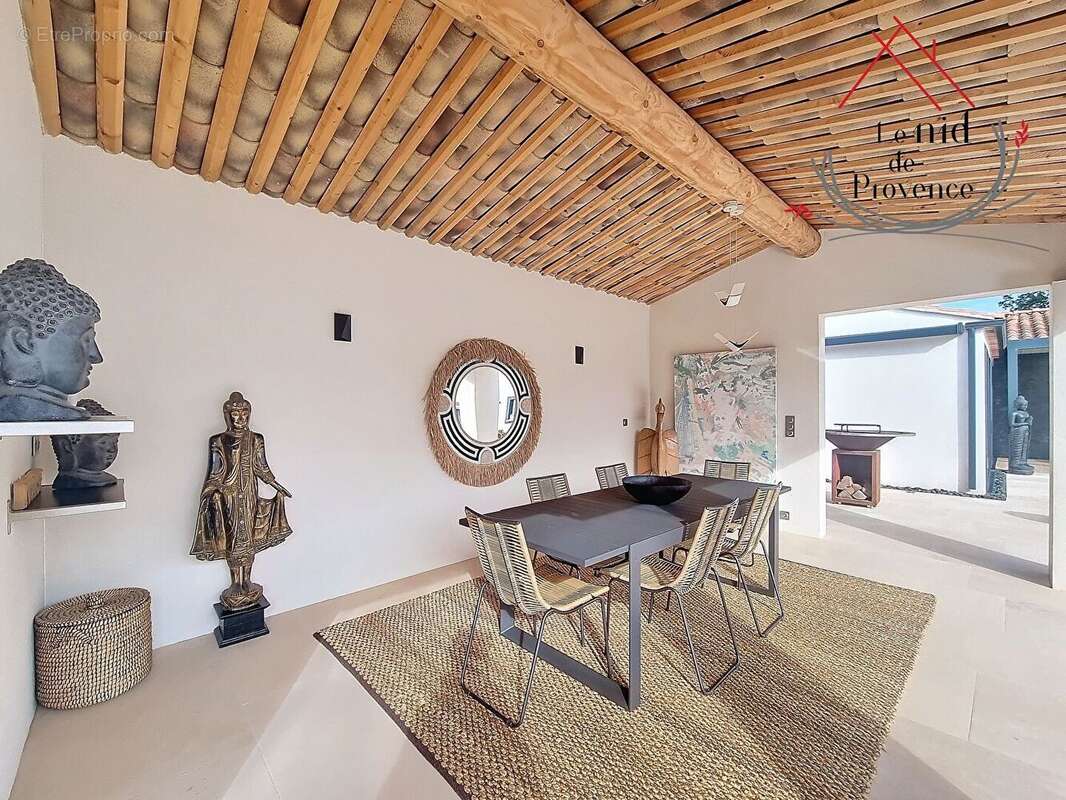 Maison à CABRIERES-D'AVIGNON