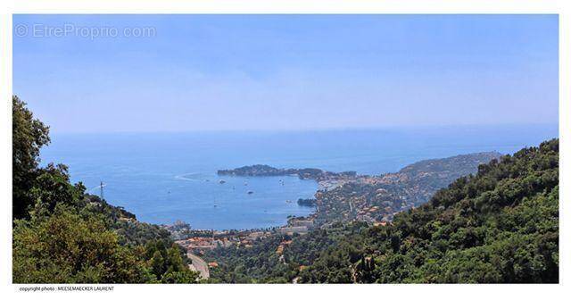 Terrain à VILLEFRANCHE-SUR-MER