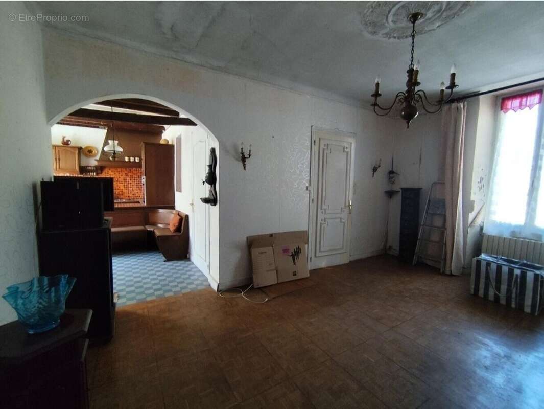 Maison 106 m² à Jublains  - photo 3