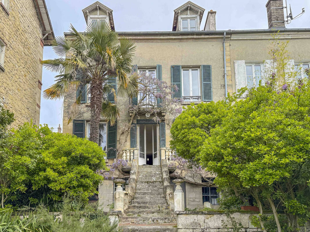 Maison à PONTOISE