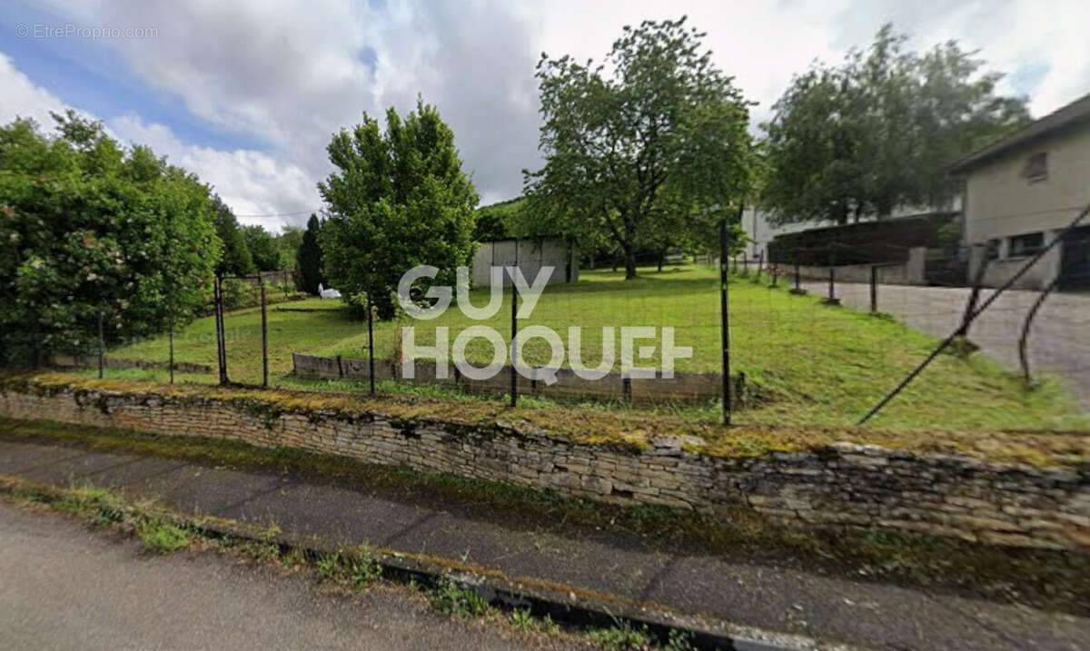 Terrain à ECHENOZ-LA-MELINE