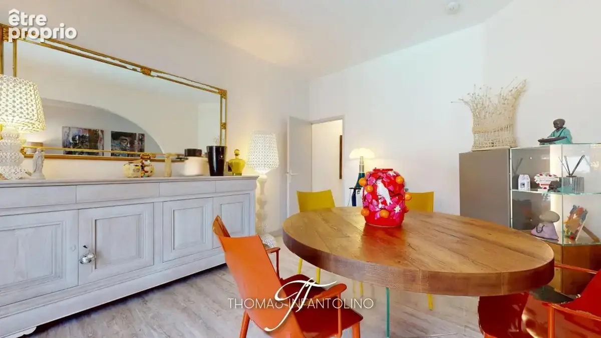 Maison de caractère rénovée avec piscine, garage et grenier aménageable - photo 7