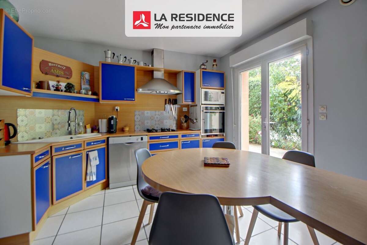 Maison à VERNEUIL-SUR-SEINE