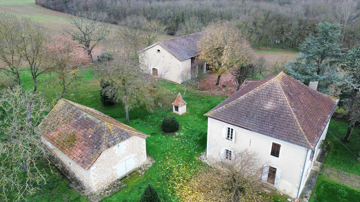 Maison à MAUVEZIN