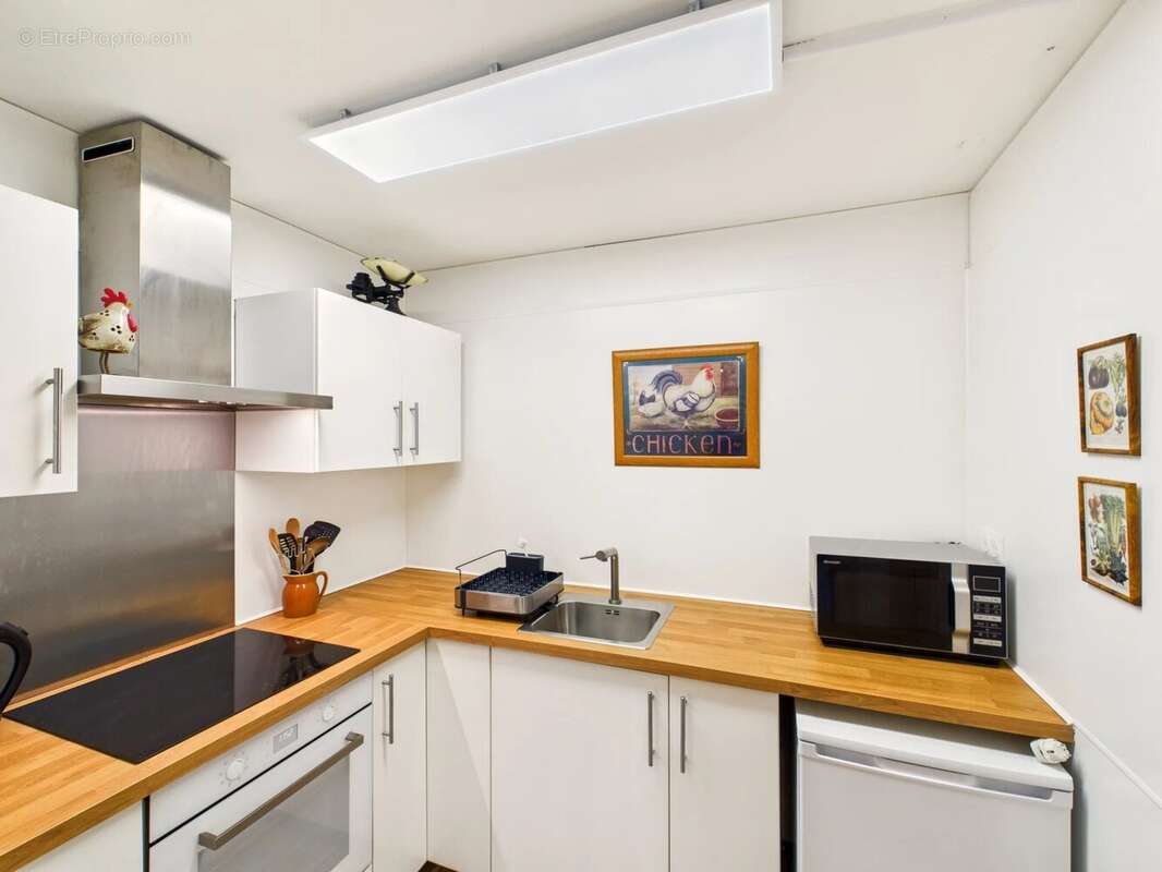 Maison à NANTEUIL-AURIAC-DE-BOURZAC