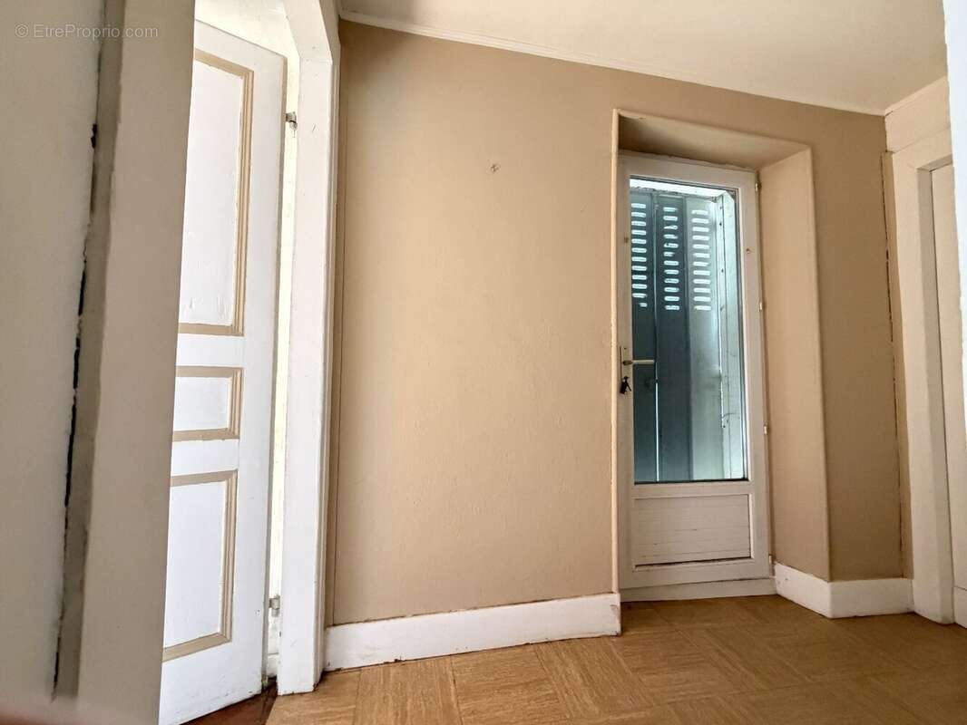 Idéal investisseur -- Maison avec locataire en place - photo 7