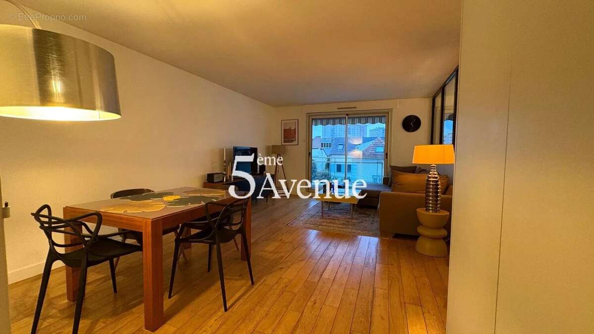 Appartement à SAINT-MAUR-DES-FOSSES