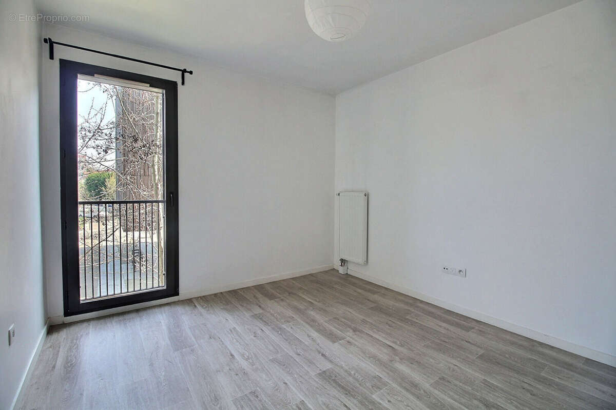 Appartement à COLOMBES
