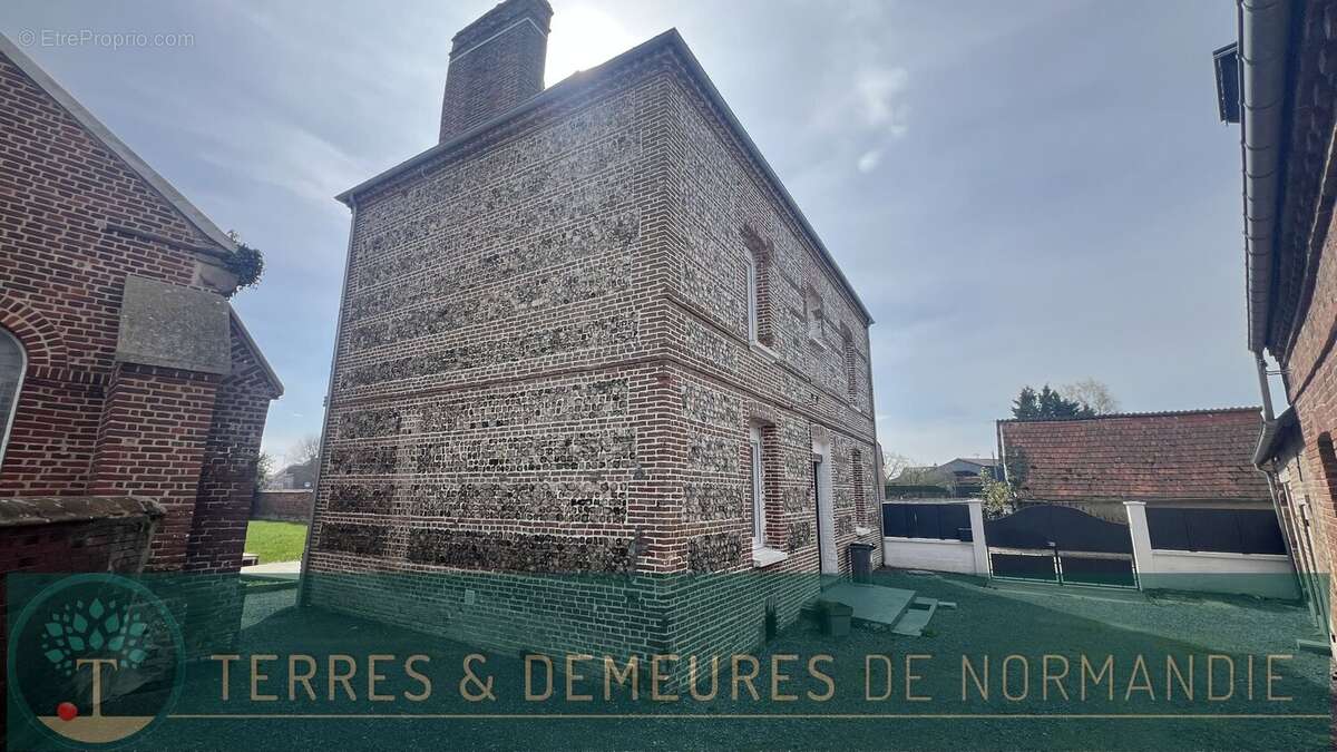 Maison à ETALONDES