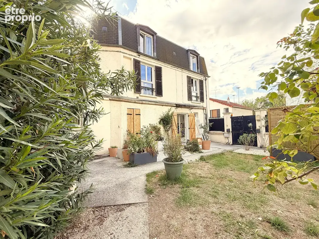 Photo Appartement à Joinville-Le-Pont au prix de 370 000€