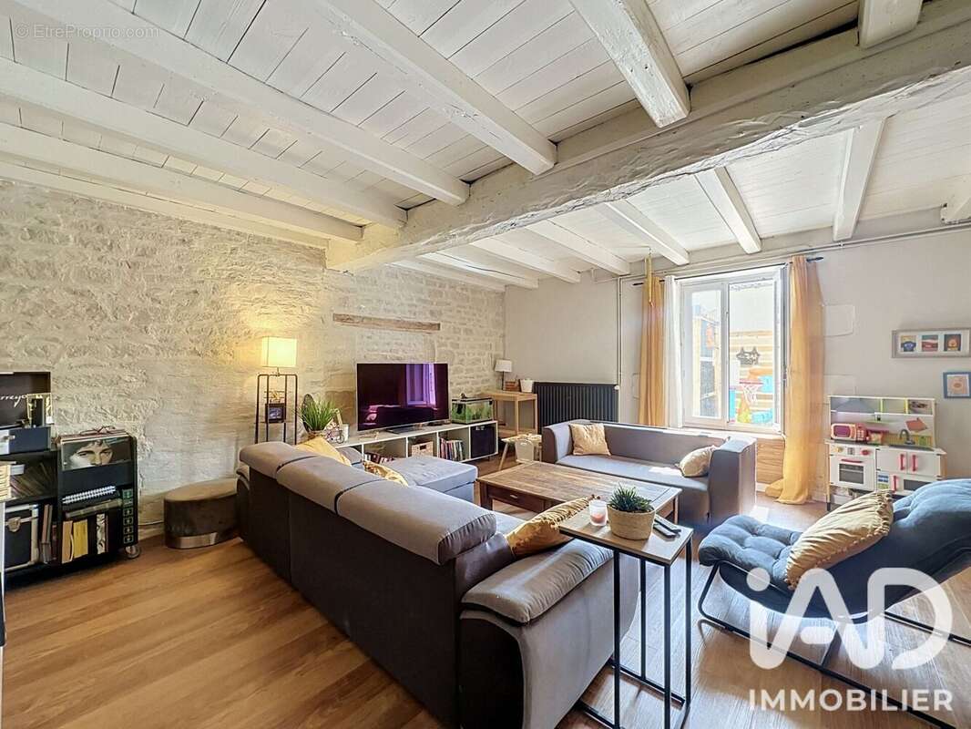 Maison 139 m² à Nuaille-D'aunis  - photo 5