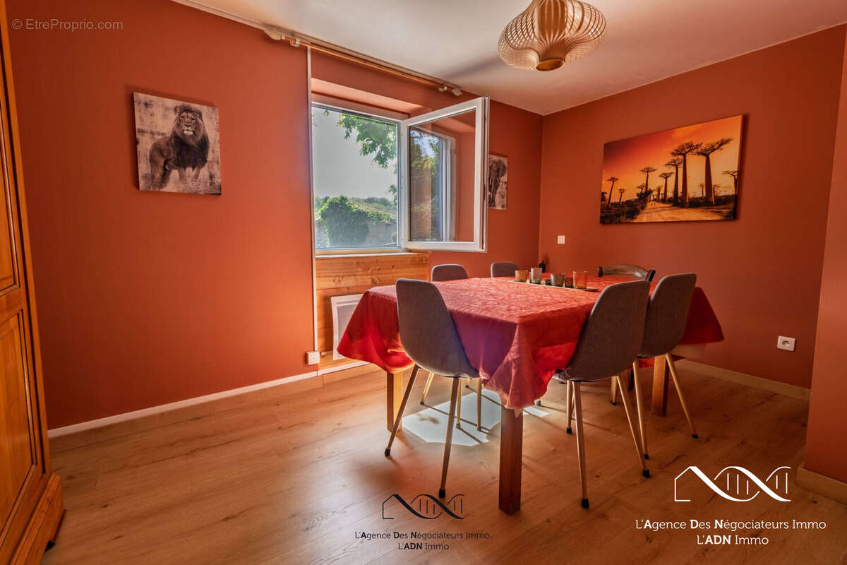 Maison à VILLARDEBELLE