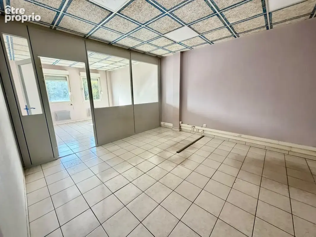 Vente ensemble immobilier industriel de 3 660 m2, sur terrain de 21 181 m2 LURE - photo 13