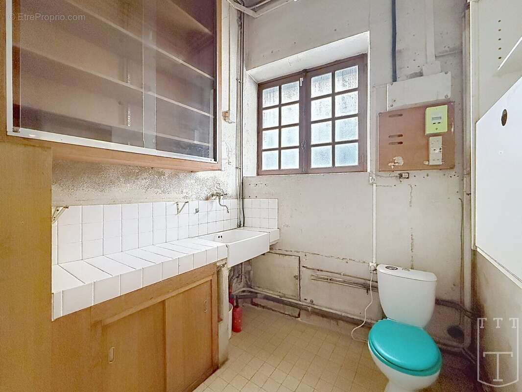 Retour à la vente (murs et fond ) ou location - photo 8
