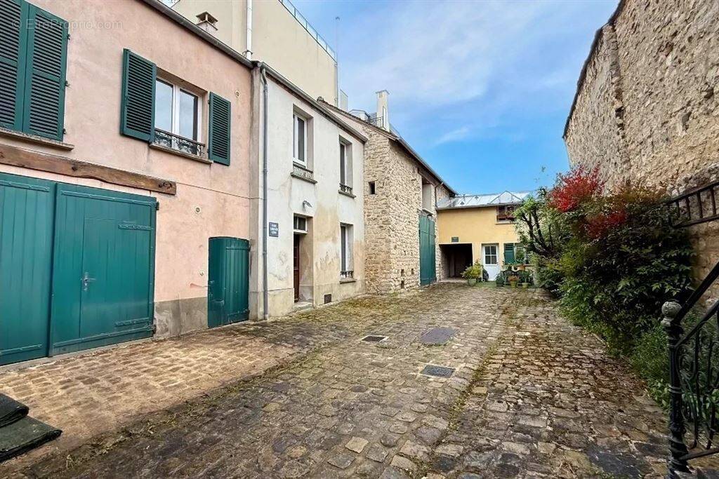 Appartement à CHATILLON