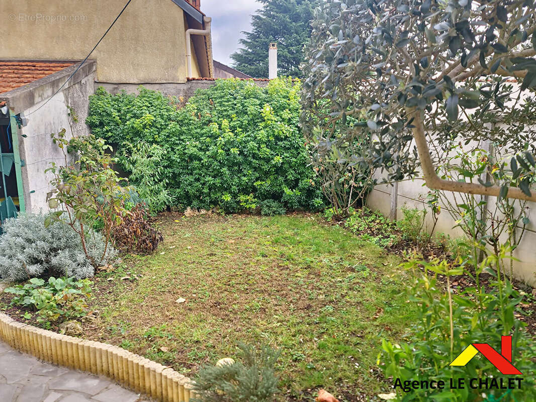 Maison à VILLENEUVE-LE-ROI