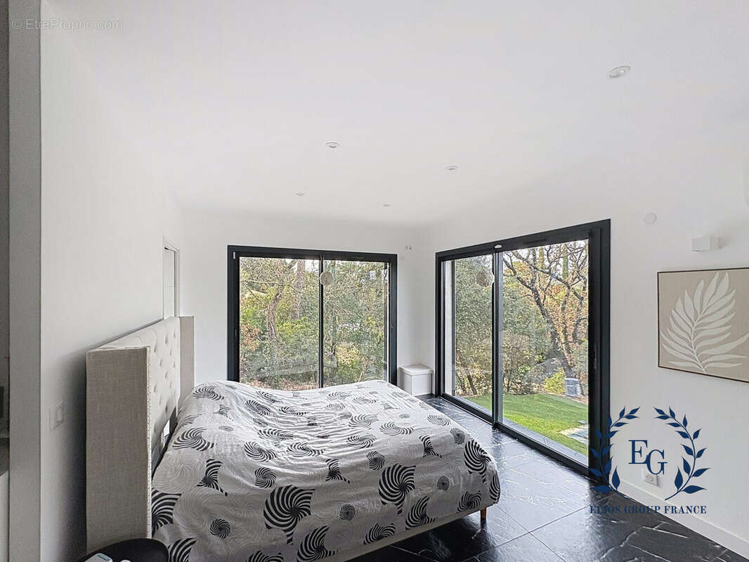 Maison à FLASSANS-SUR-ISSOLE