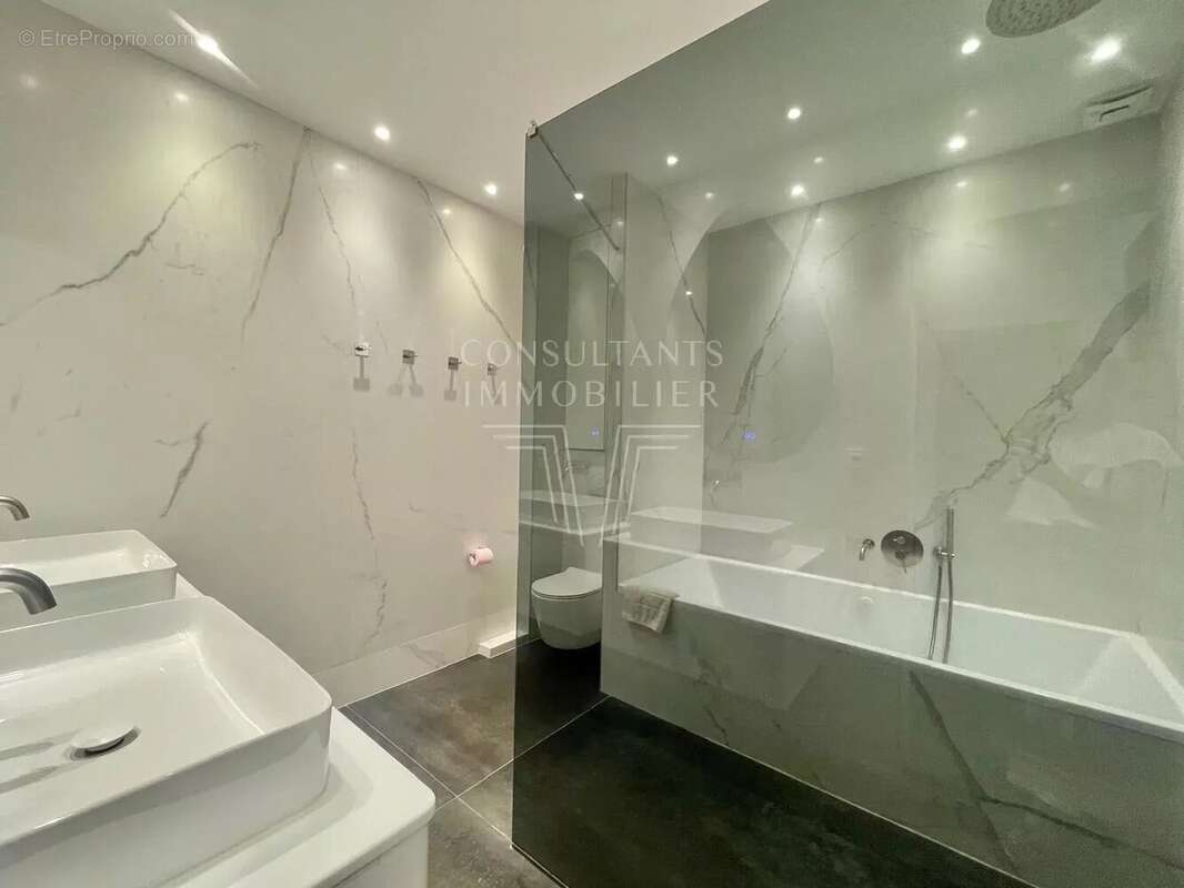 Trouville sur mer residentiel. maison 5 chambres jardin et garage. - photo 16