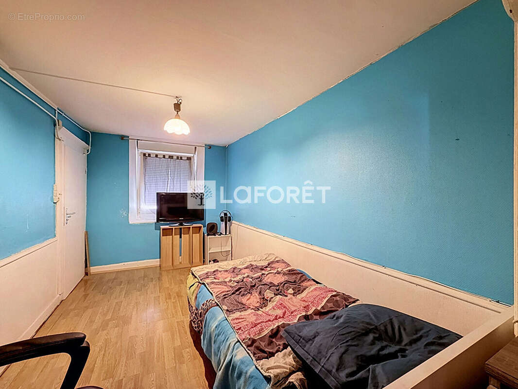 Immeuble Liffol Le Grand 9 pièce(s) 199.16 m2 - photo 13