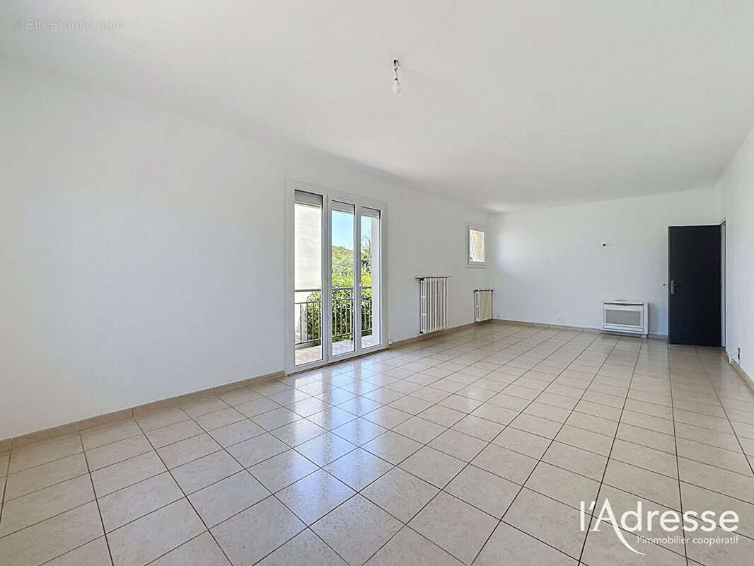 Exclusivité l'Adresse - Portet sut Garonne (Village) - Maison de 101m² avec sous-sol complet sur un terrain de 525m² - photo 6
