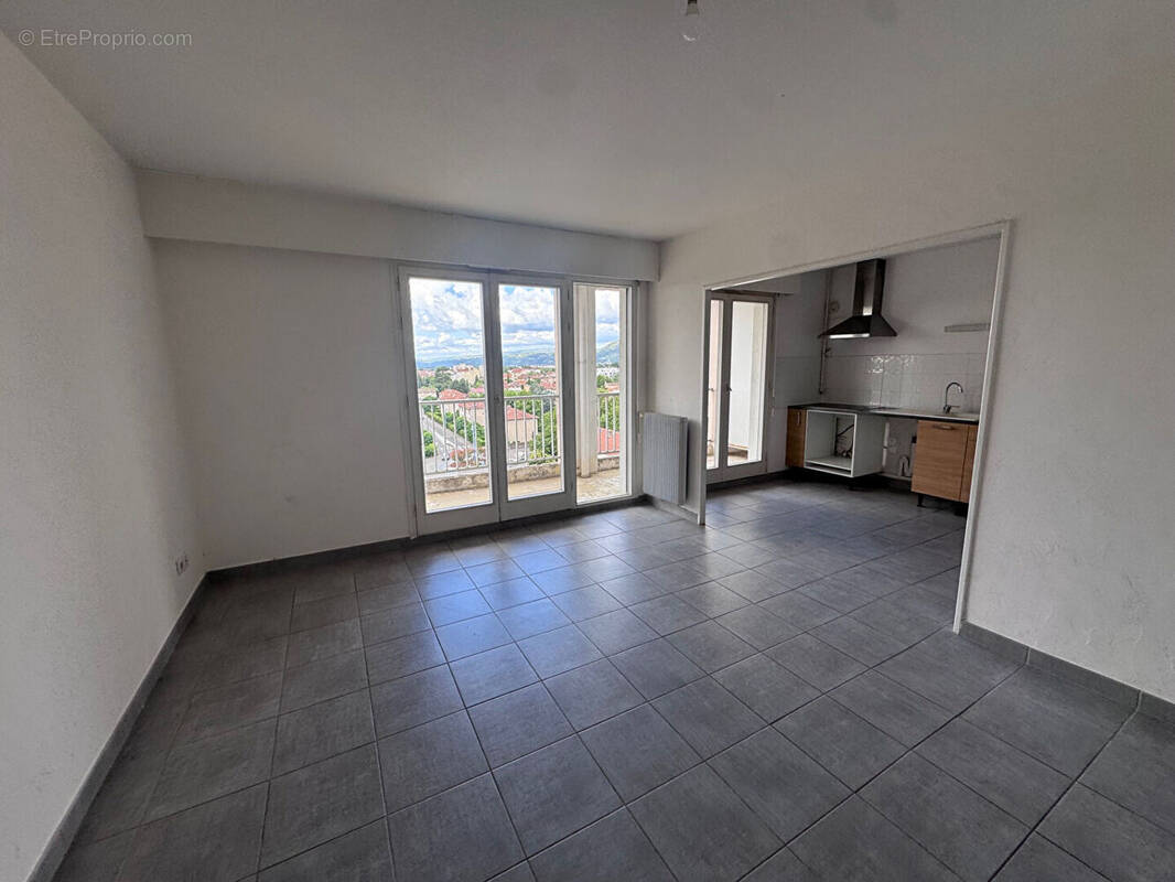 Appartement à BOURG-LES-VALENCE