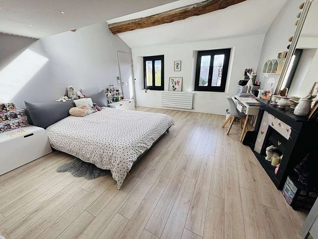 Maison à MONTMORENCY