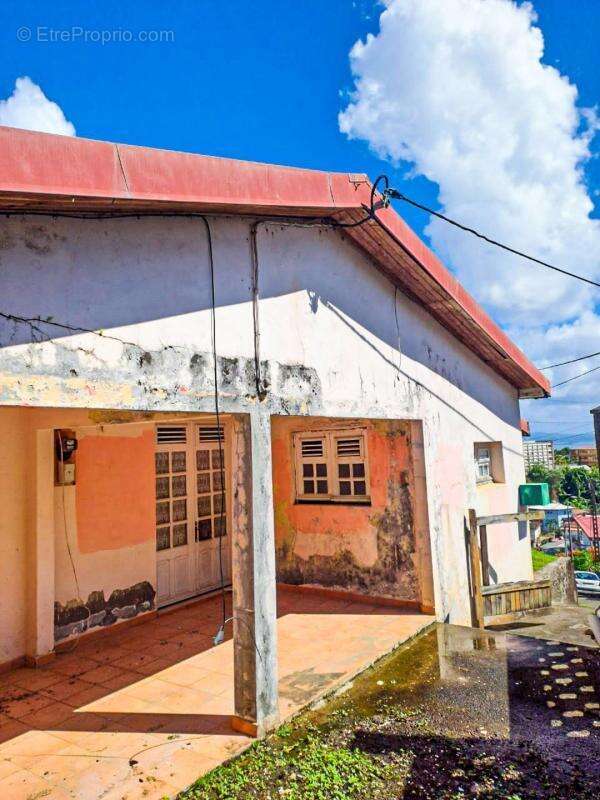 Maison à FORT-DE-FRANCE