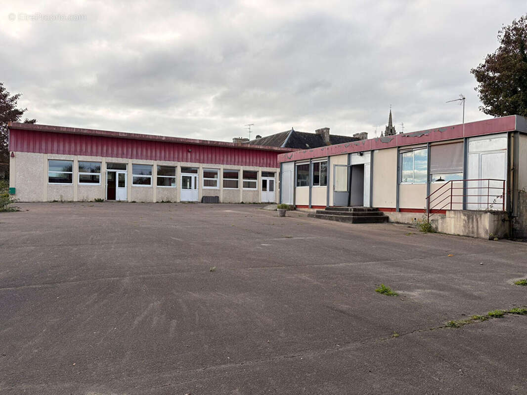 Autre à GUERLESQUIN