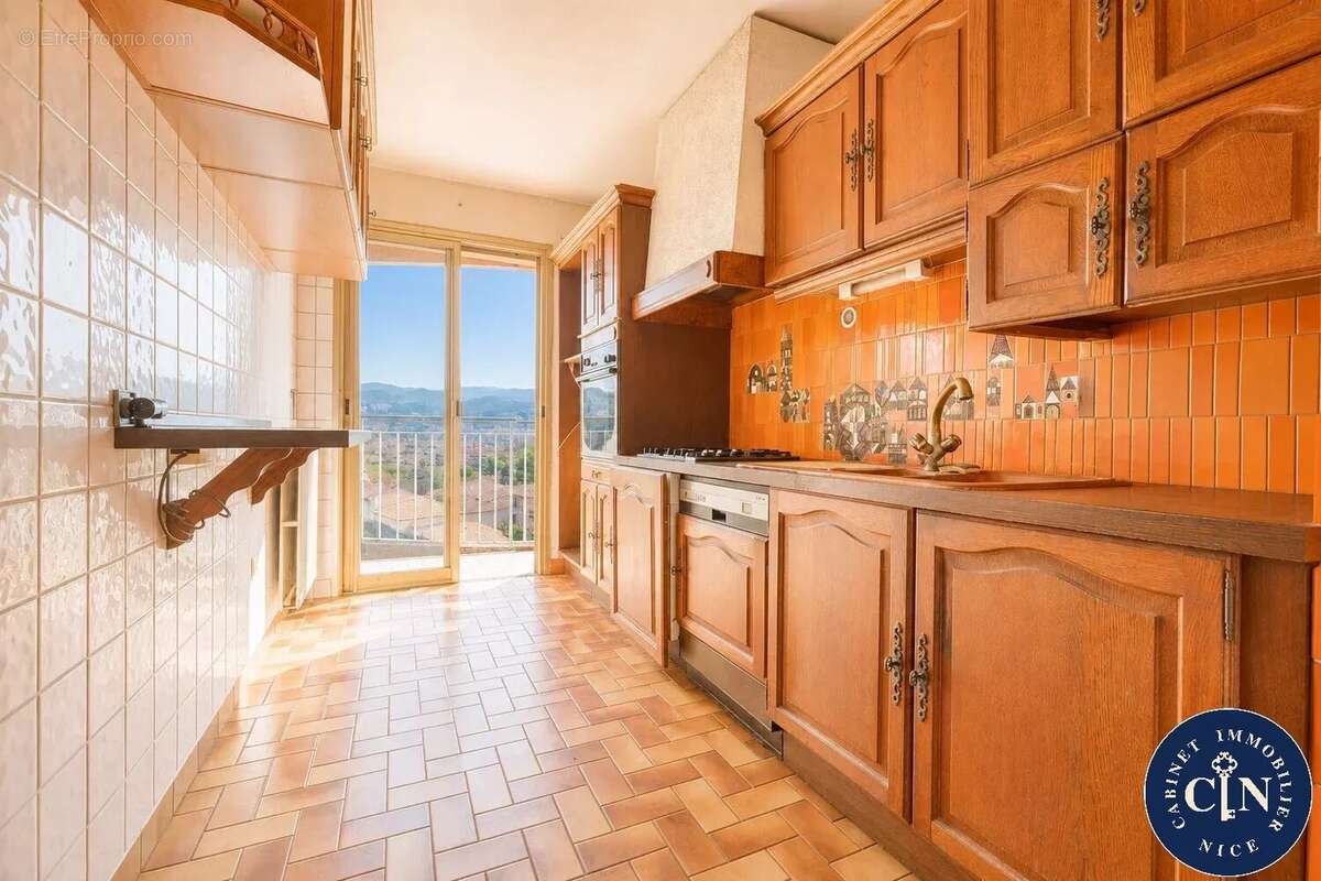 Appartement 70 m² à Nice  - photo 4