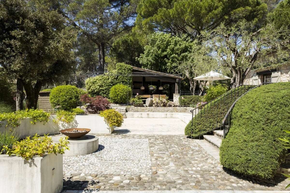 Maison à MOUANS-SARTOUX