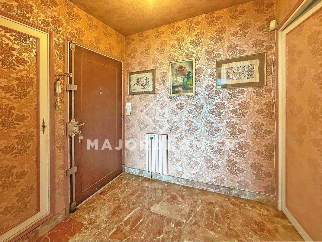 Appartement à MARSEILLE-9E