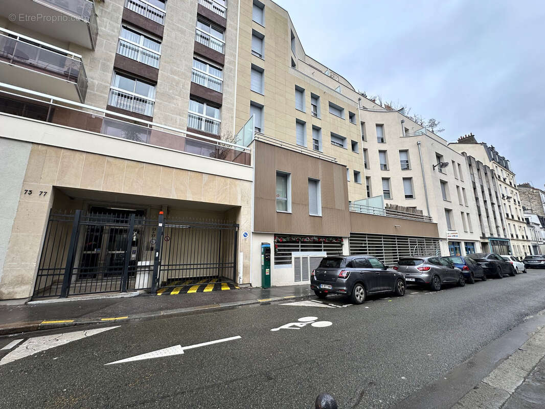 Appartement à PARIS-20E