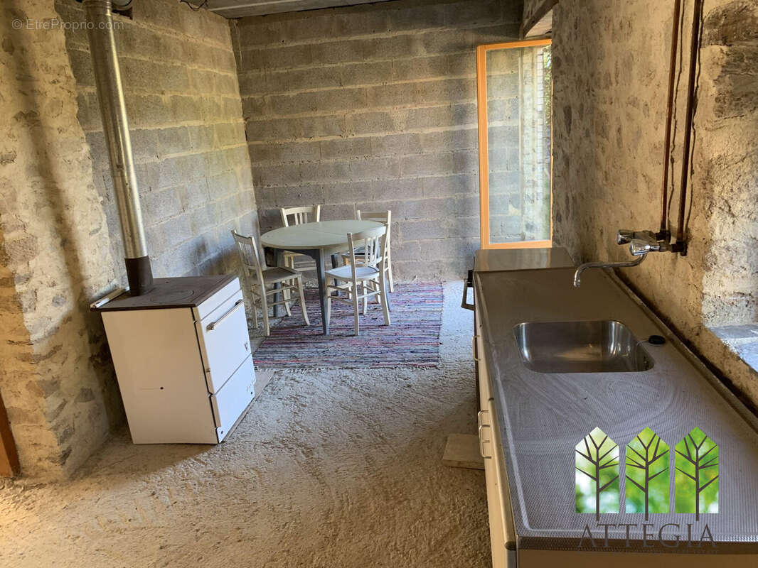 Maison 113 m² à Saint-Dizier-Les-Domaines  - photo 7