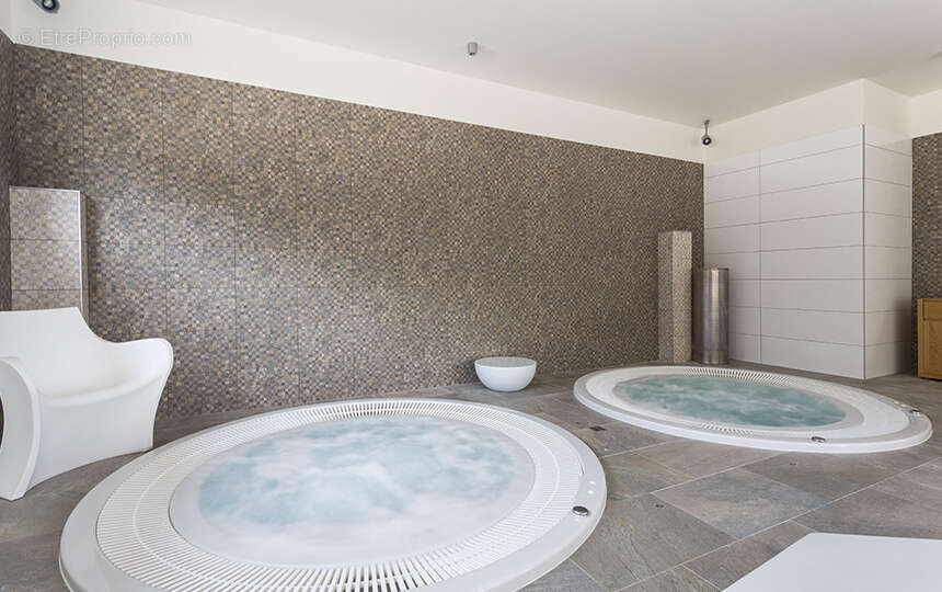 Appartement à REMOULINS