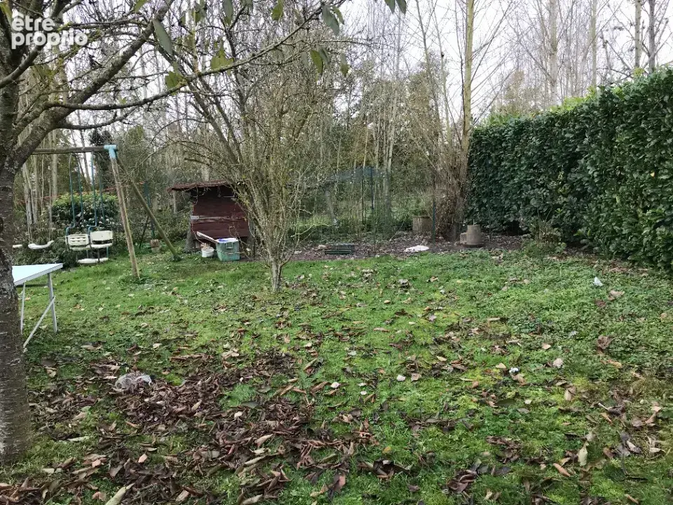 Terrain à NANTEUIL-LES-MEAUX