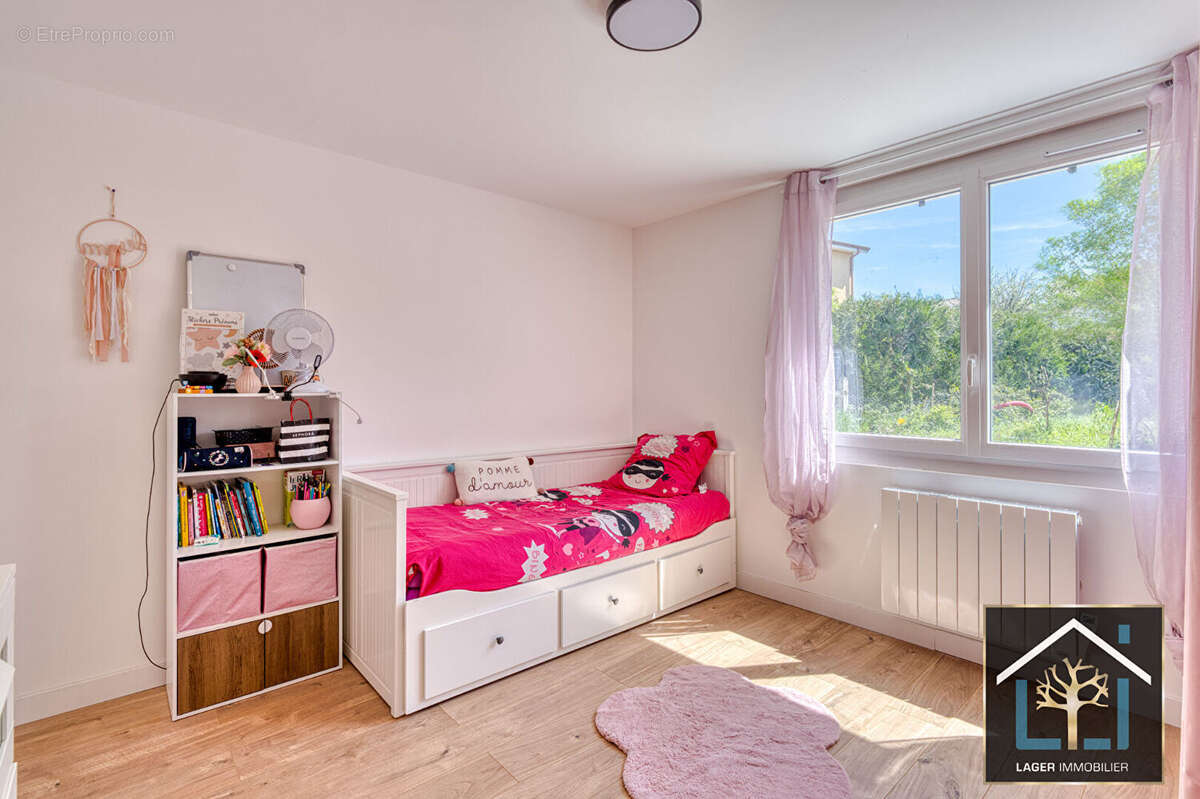 Appartement à PIZAY