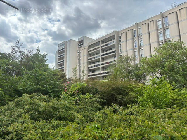 Appartement à MAISONS-ALFORT