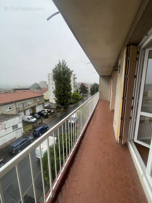 Appartement à SAINT-ETIENNE