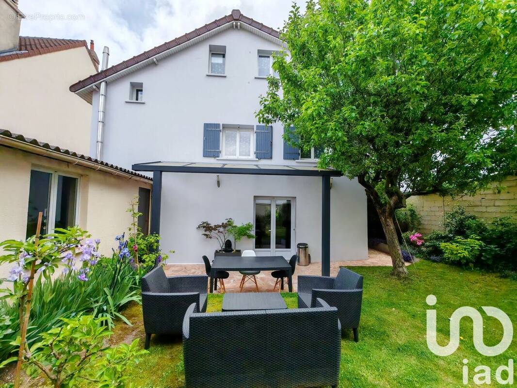 Photo 1 - Maison à LES PAVILLONS-SOUS-BOIS