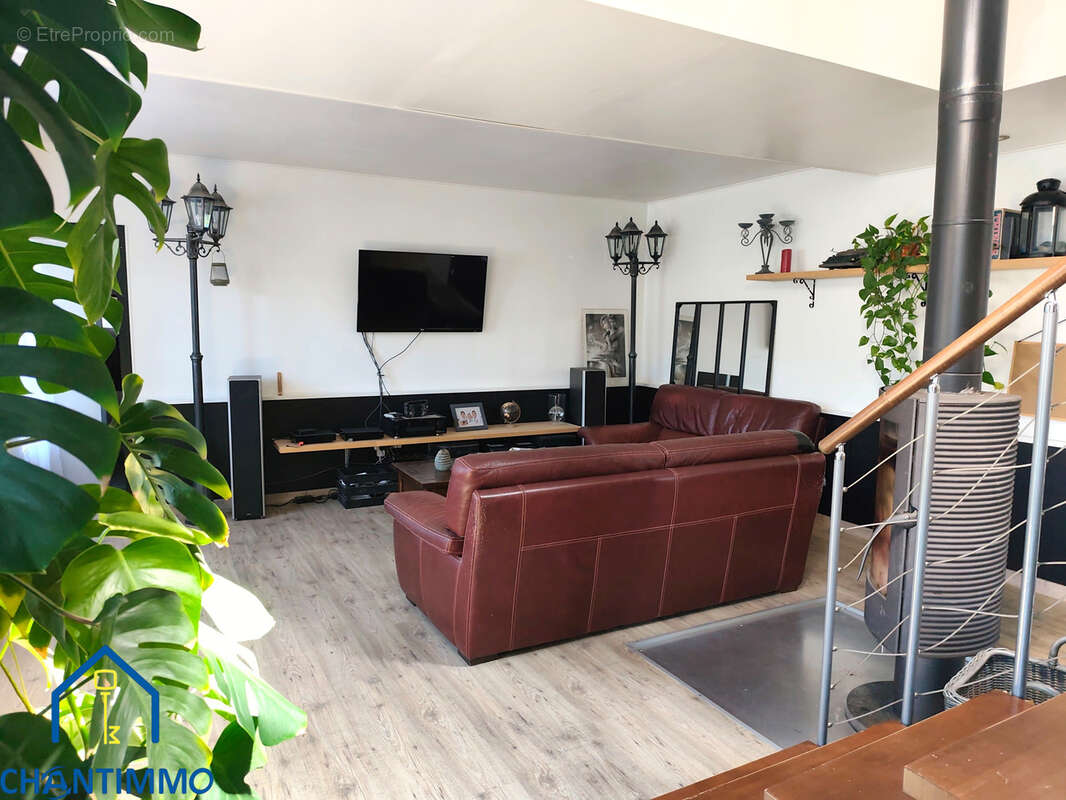 Beaucoup de charme pour cette maison en pierres à CHANTONNAY - photo 6